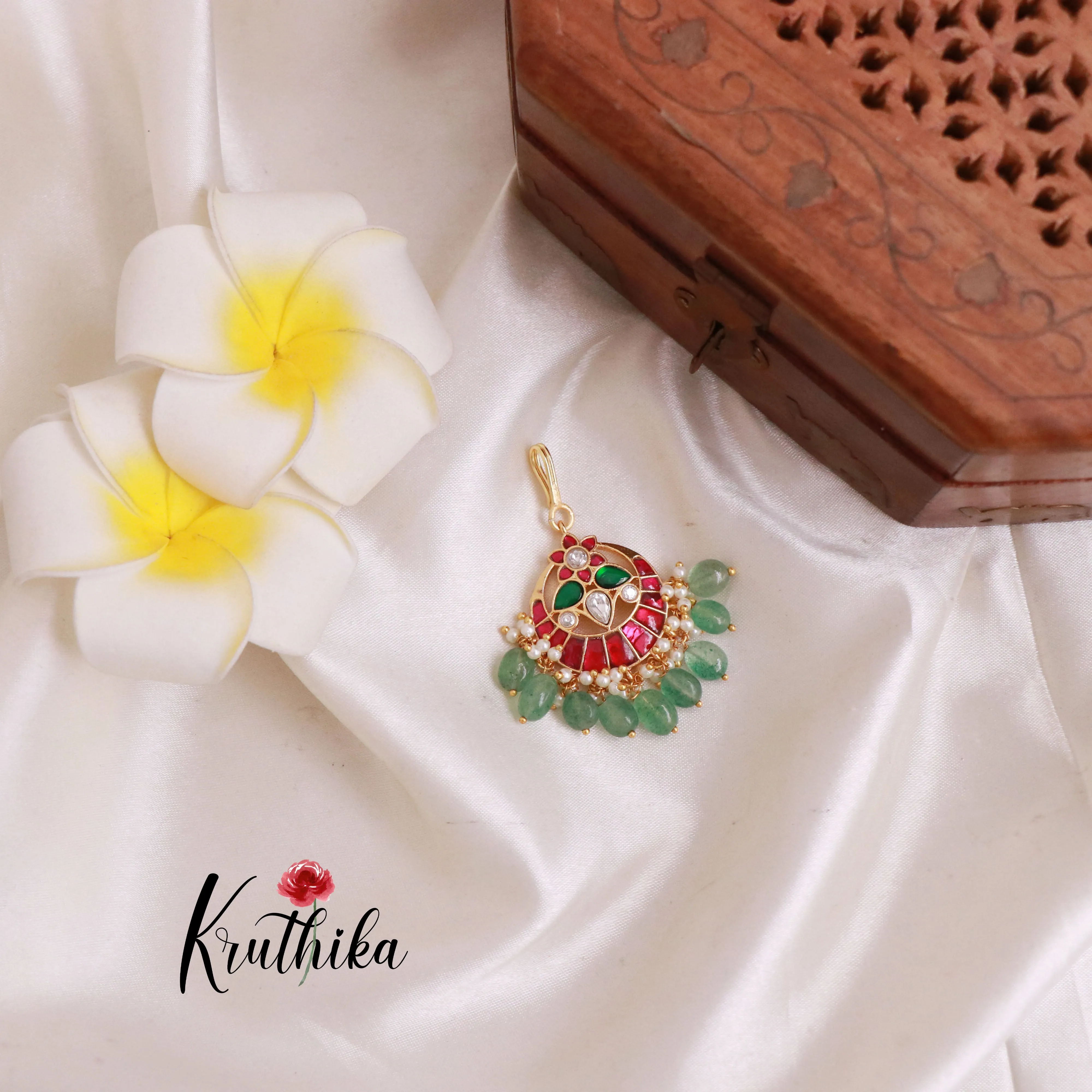 Beautiful Jadau Maang Tika MT227