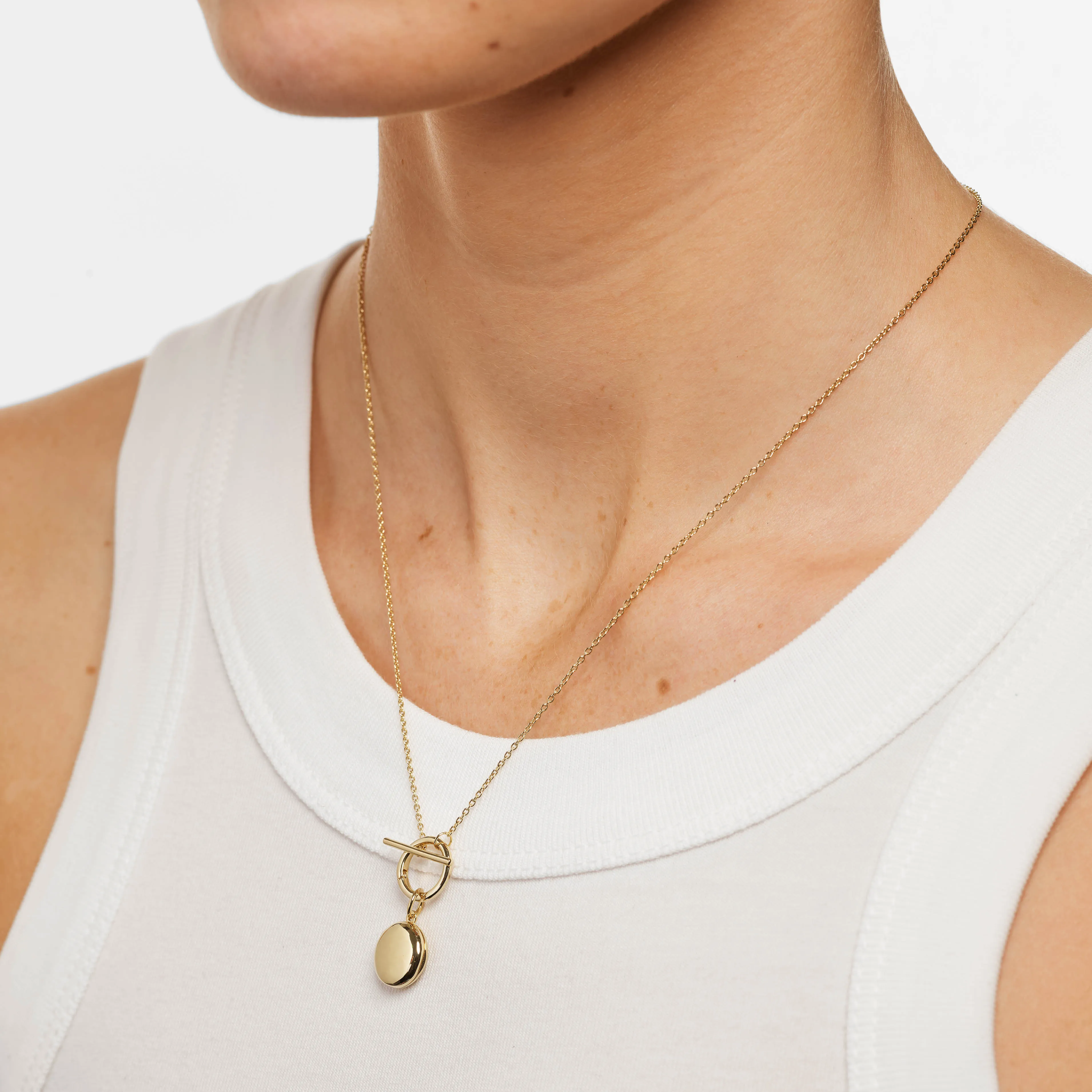Engravable Round Locket Fob Chain Necklace in Gold