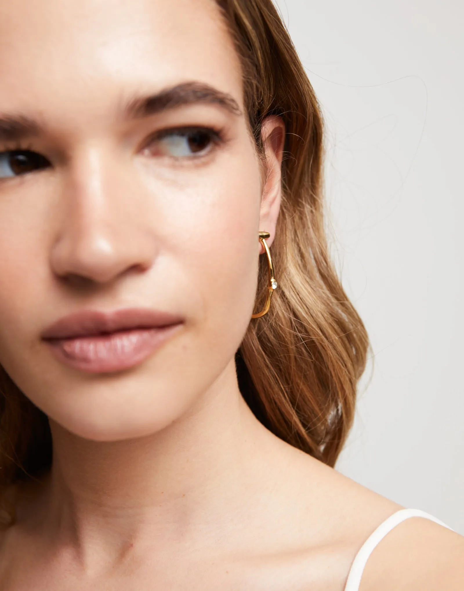 UNOde50 18K Gold-plated Hoop Earrings with White Topaz