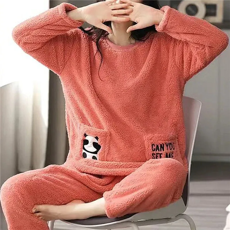Women's Coral Velvet and Thin Flannel Pajama Ensemble